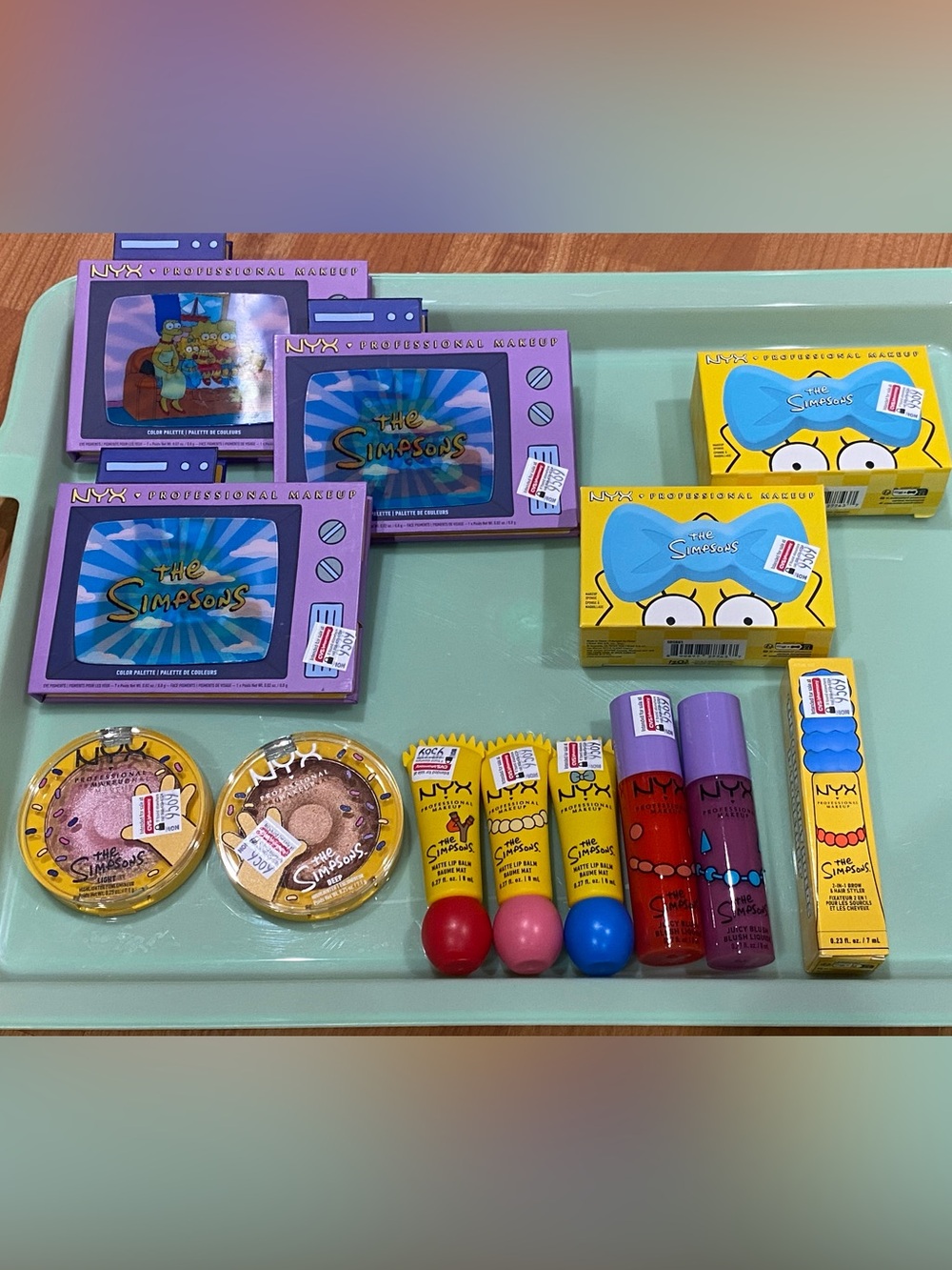 NYX The Simpsons Collection Makeup Set